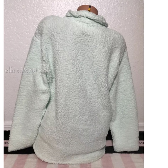 VS Pink Spring Rain Black Sherpa Quarter Zip - Picture 5 of 8